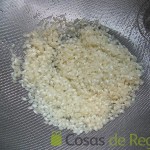 02- Limpiamos el arroz con agua del grifo