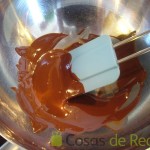 05 - Deshacemos el chocolate negro de cobertura al baño maría