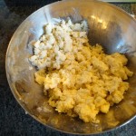 01 - Juntamos la mantequilla con la almendra molida