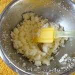 01 - Juntamos la mantequilla y el azúcar
