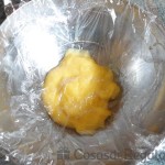 06 - Cubrimos con papel film y dejamos enfriar la crema pastelera en la nevera