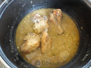 04 - Incorporamos la picada a la cocción del pollo