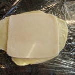 02 - Colocamos el queso encima del pan