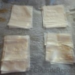 01 - Untamos las hojas de pasta filo con mantequilla