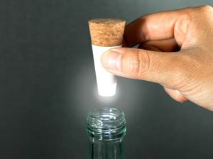 Tapón luminoso para iluminar botellas
