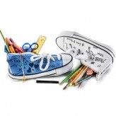 Estuche personalizable con forma de zapatilla, crea tu propio plumier