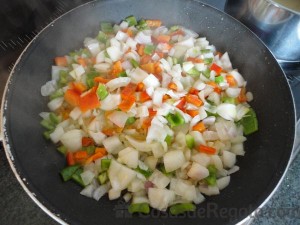 03 - Pochamos las verduras cortadas a trozos