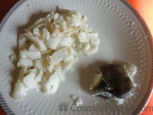 01 - El bacalao desmigado y ya cocido